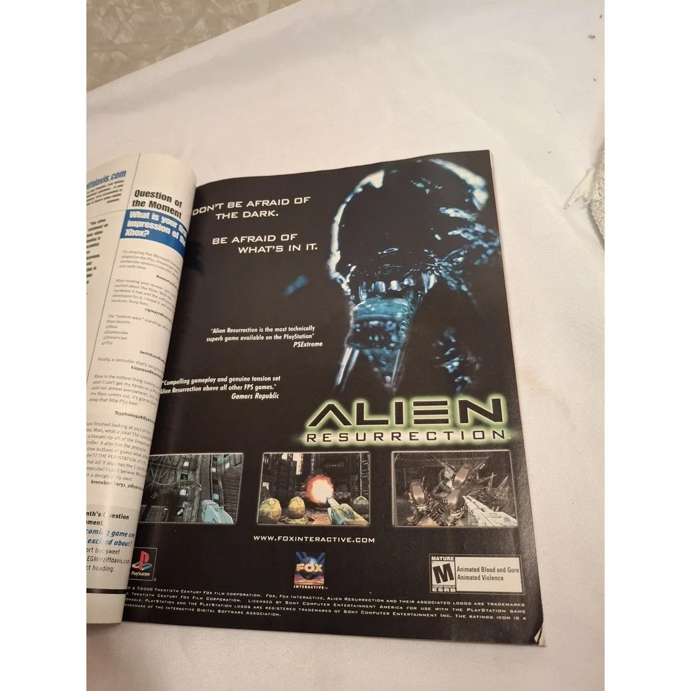 Electronic Gaming Monthly EGM #140 March 2001 Phantasy Star Online Sonic Alien